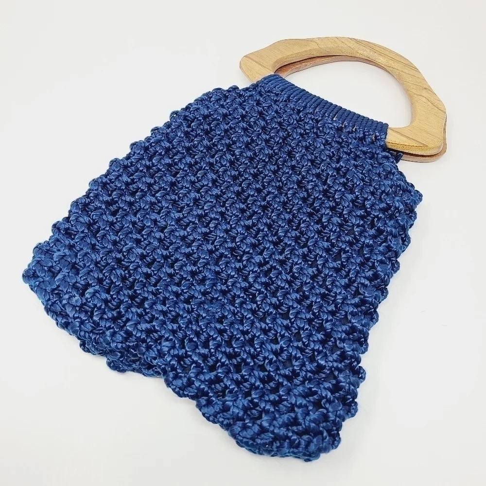 Unbranded | Blue Weaved Bag w/ Wooden Handles (One Size)